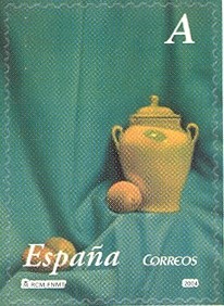 Colnect-590-617-Urn-with-lid.jpg