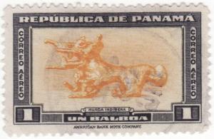 Colnect-960-149-Golden-jaguar-amulet.jpg