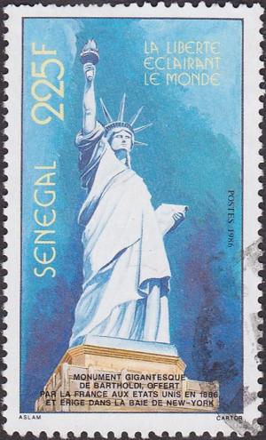 Colnect-1984-717-Statue-of-Liberty.jpg
