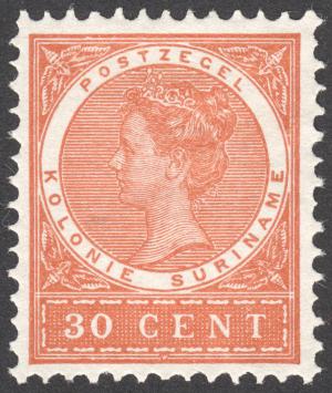 Colnect-2432-084-Queen-Wilhelmina-to-the-left.jpg